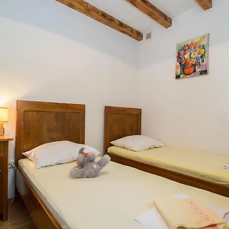 House Sanda * Kastela