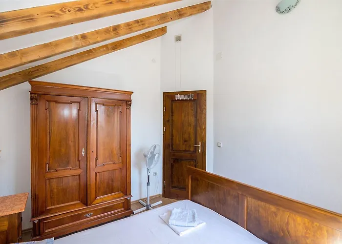 House Sanda Kaštela